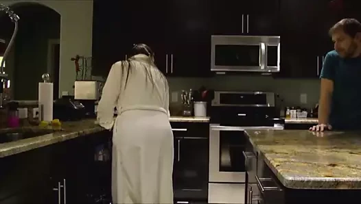 Melanie Hicks'in oğulları sikişiyor