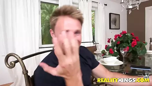 Gerçeklik kralları - freya klas kapışma