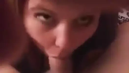 Eski stephanie bana kafa tutuyor.