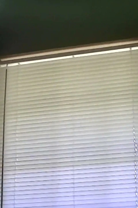 Kody prezervatifsiz delik alıyor!