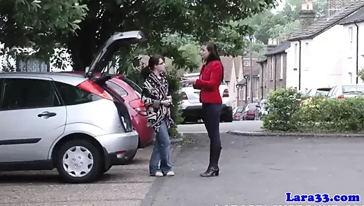 Olgun İngiliz parmak pickup masum bebek