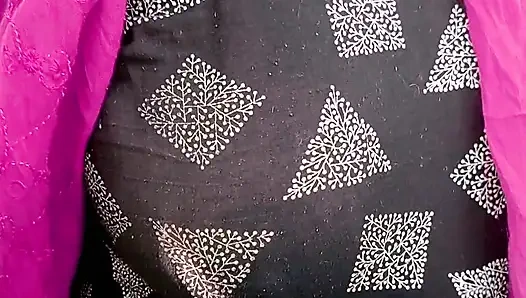 Açık havada anal sikiş vedio.vajina Jangol'da annesini sikiyor.