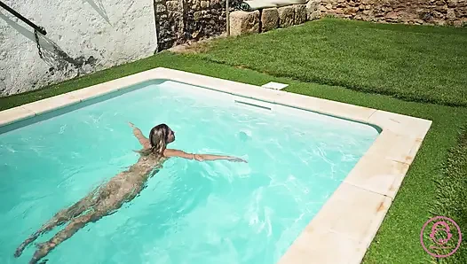 Kléo Furiosa: Kökenler