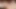 Azgın olgun orta yaşlı seksi kadın kanepede amıyla oynuyor