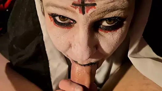 kötü rahibe emme horoz