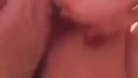 Xinei apo tin poly kavla