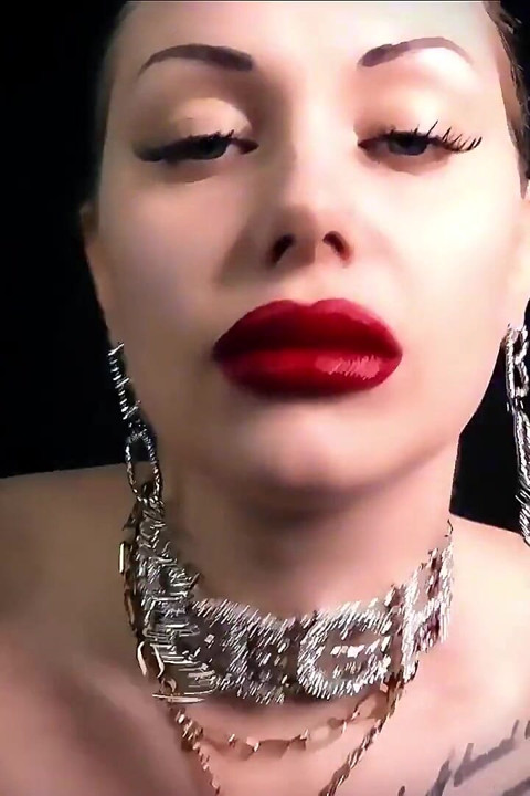 Binaural asmr ve zihin sikişi! Ağzıma 31 çek ve tükür!