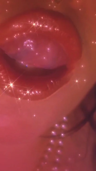 Знаковый момент из "Goon для моих губ"