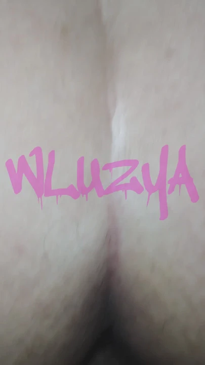 Ne kadar lezzetli bir yarak sokuşu alıyorum.