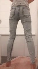 Pee in jeans