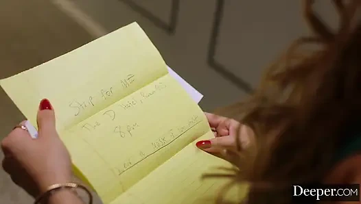 Derin. Maskeli sarışın Summer Kline anonim bir dominanta kontrolü teslim ediyor