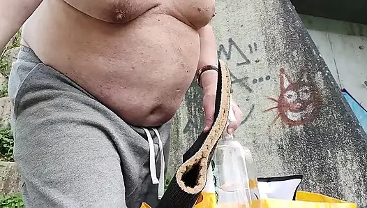 La Boue'da Mutlu Usta Domuz Pascal ile kırsal el işi