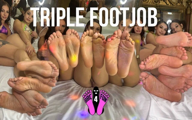 3 kızla büyük zenci: Asyalı, zenci ve beyaz -üçlü ayakla muamele tam boşalma seansı