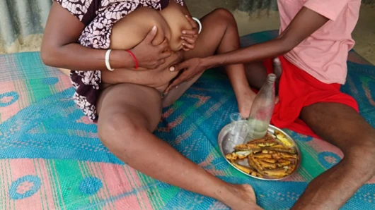 Desi bhabhi ne desi sharab Piya