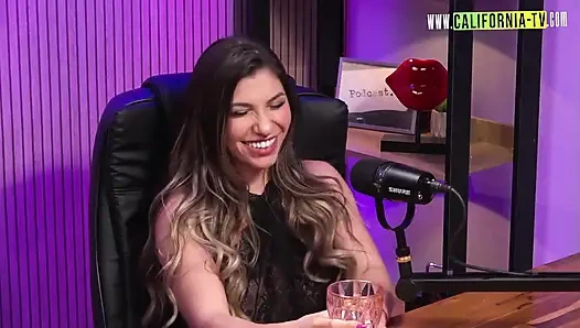 Latin ateşli Alexia Dhein ile podcast