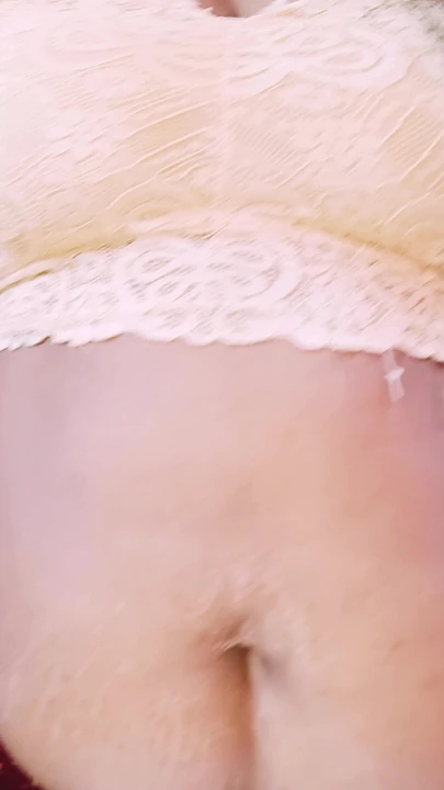 Телугу сексуальная домохозяйка показывает киску, телугу грязно говорит.