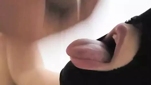 Aldatılan adam ağzına iki boşalmayı filme alıyor