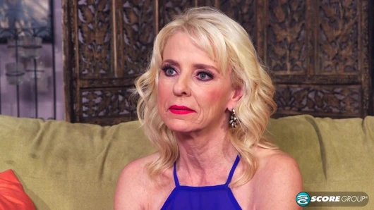 Cammille'in göt deliği için büyük zenci yarağı