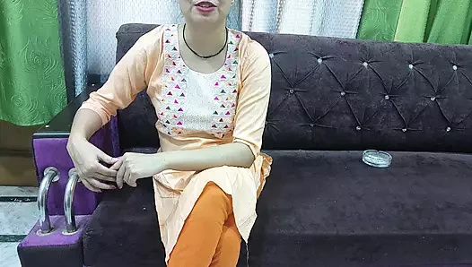 Hintli çift romantizmi, erkek arkadaş kız arkadaşını aşkla ilk kez seks yapmaya ikna ediyor, romantik ruh hali, Hintçe xxx