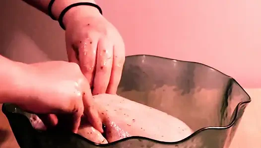 Ağzıma tükürük etinde et masajı