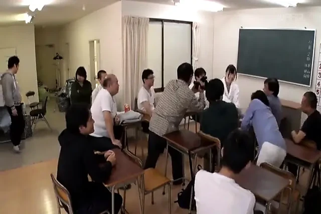 Sonuna kadar gülümsüyor. Yukari Miyazawa'nın neşeli adanmışlığı ve sonsuz coşkusu - 5