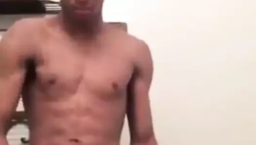 Siyah irk senin için boşalıyor