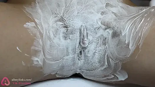 Kıllı sıkı amcık tıraşının aşırı yakın çekim!