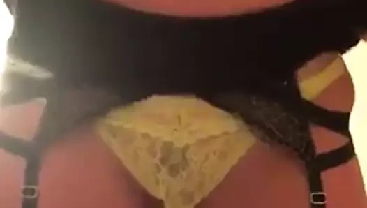 siyah ve sarı çorap türk sıcak kız solo