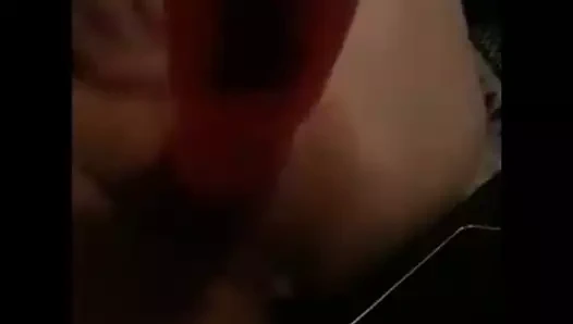 Amber r.- 1. sınıftan beri bilinen değersiz sürtük...sürtük