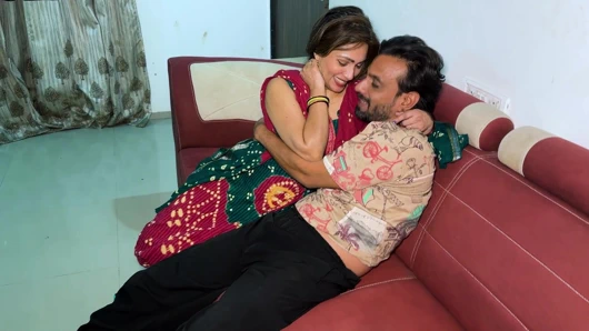 Hizmetçi erkek arkadaşını işvereninin evine getirdi