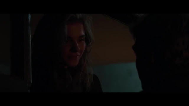 Chloe Grace Moretz - 5. Dalga (2016)