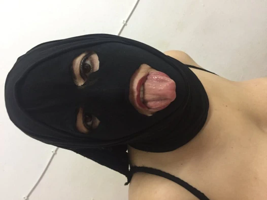 Ateşli bir mastürbasyon için geri dönüyorum. Daha ne görmek istiyorsun?