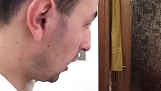 Laura olduğunu bir milf kim seviyor Başlarken becerdin tarafından iki erkekler