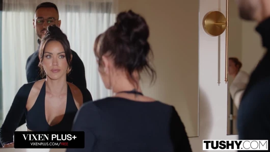 Tushy efsanevi Alina Lopez ilk anal sikişi sırasında birden fazla orgazm oluyor