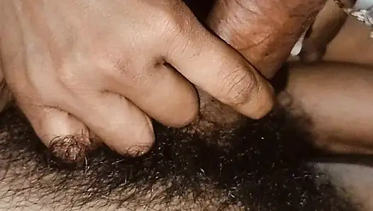 Komşunun yengesi ağzına menini döktü