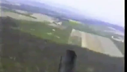 Helikopterde bir adamla büyük memeli milf (orta yaşlı kadin)