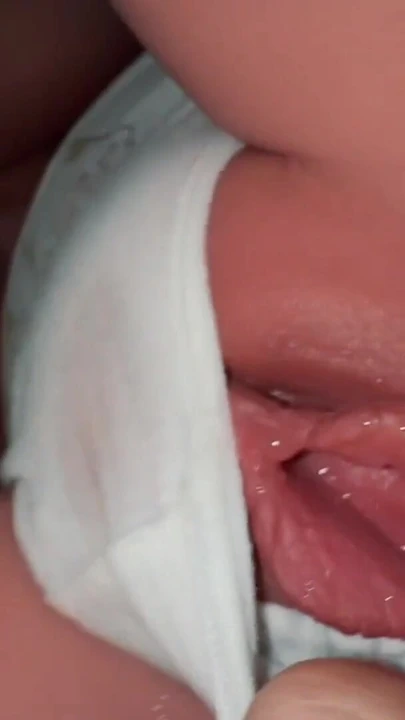 Benimle konuşmaya başlayana kadar ayaklarını yalayayım | Klip 1