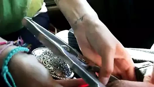 Bir arabanın arka koltuğunda elastratör ve hadım konuşması bölüm 1