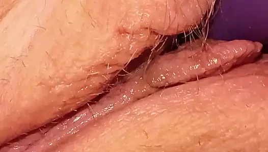 Gece geç saatlerde küçük oyuncağıma ihtiyacım var