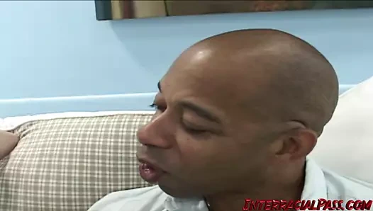 Broke garson molly alır bbc için nakit