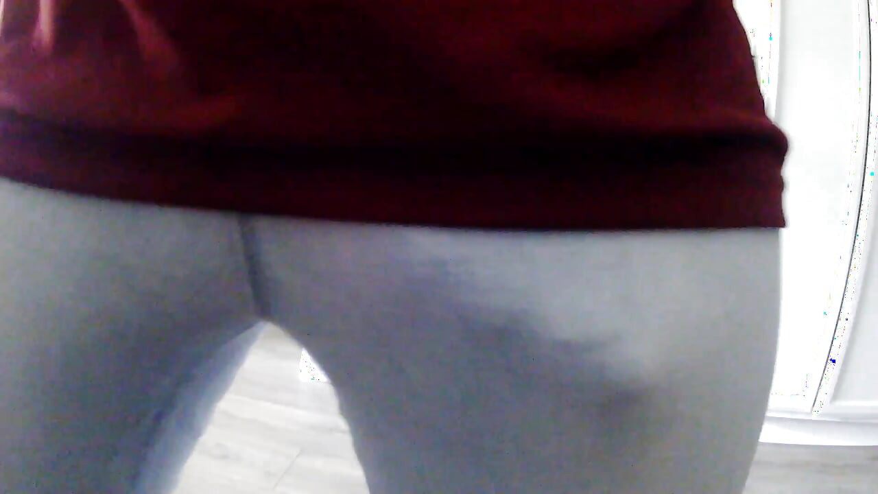 Bulging Dance in my Blue Jeans