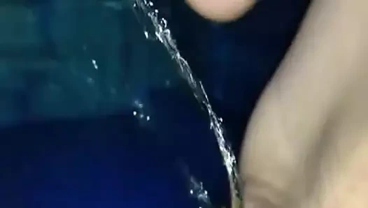 Selfie - ayaklarına işemek.mp4