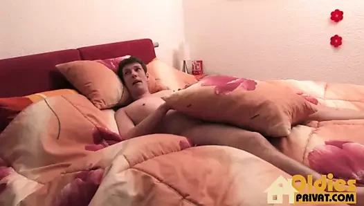 Arkadaşlarım adım anne becerdin