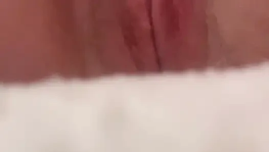 20 yaşındaki orgazm babacığını düşünüyor