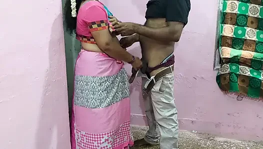Hintli Ev Hanımı Su Teslim Eden Adama Vahşi Anal Dölleme Için Tuzak Kurdu