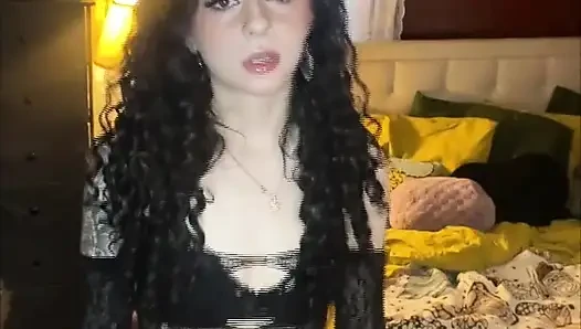Gotik eski sevgilimi kamerada sürtük olarak yakaladım, bu yüzden beni susturmak için sikiştik