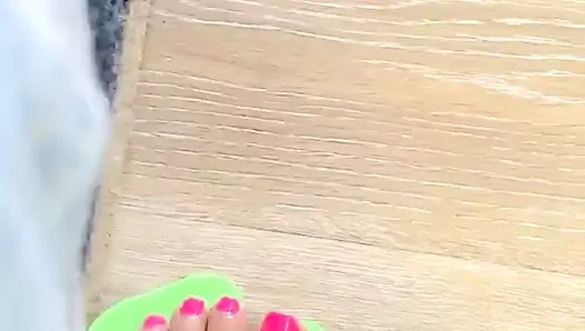 seksi ayaklarını yaptırmak