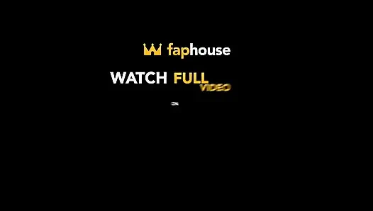 Genç sürtük azgın amını oyuncaklarla sikiyor