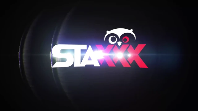 Hamile esmer daha fazla hardcore seks için geri döndü