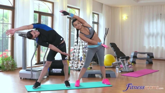 Fitness odaları - spor salonu nymph erica black için birden fazla orgazm